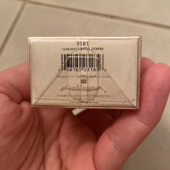 Love Knot Bottle Stopper - Picture 2 of 2